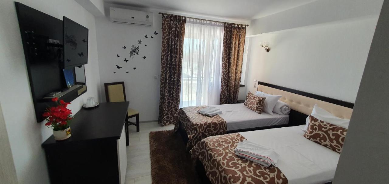 Motel Didona B Şendreni エクステリア 写真